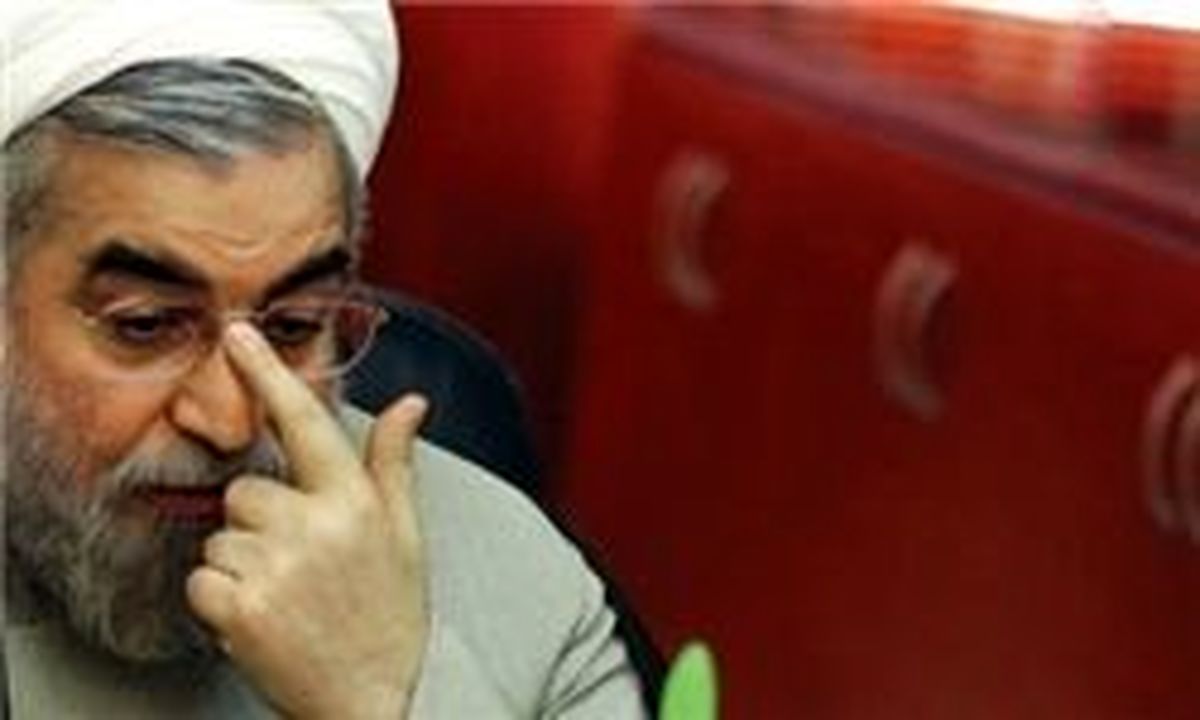 
بیکاری و اشتغالزایی کم، رقبای روحانی در انتخابات
