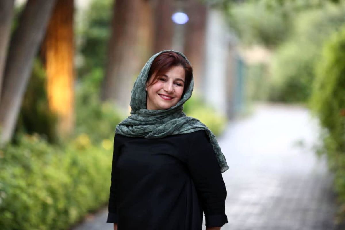 لیلی رشیدی همیشه آرام و خندان 