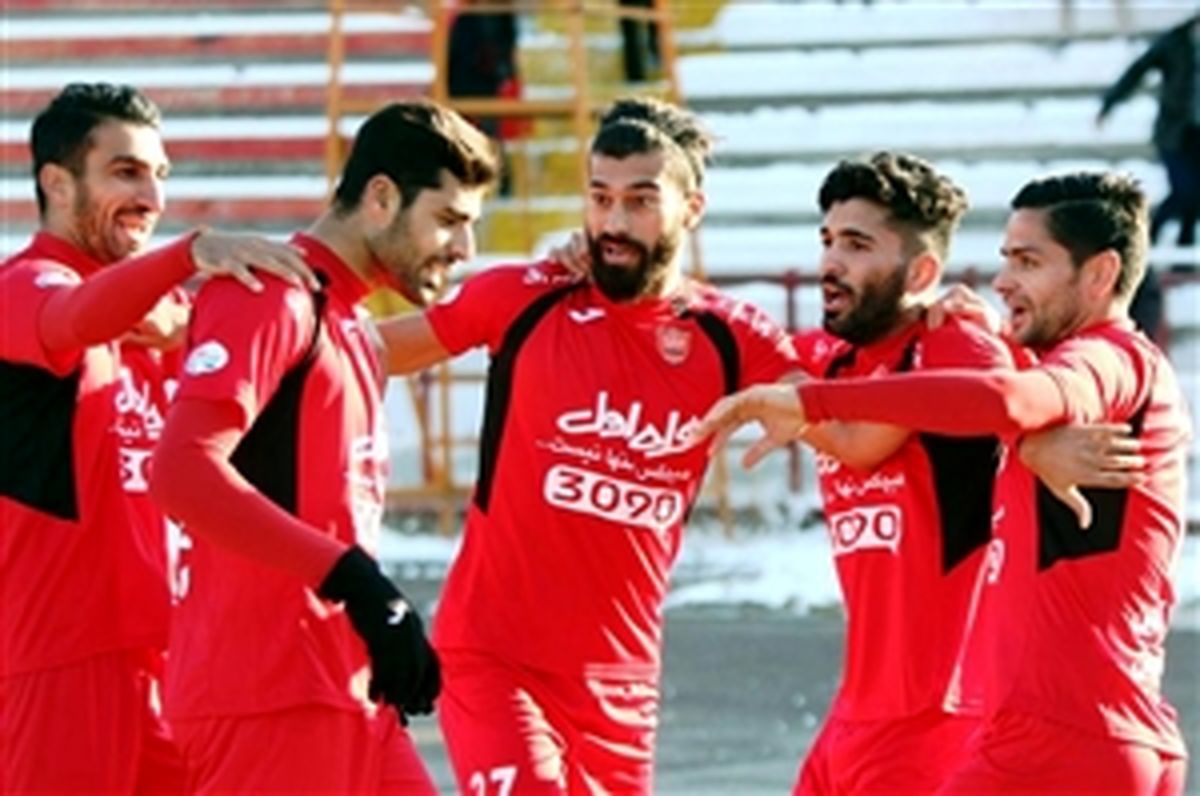 پرسپولیس تا پایان فصل به رکورد منچستر می‌رسد؟