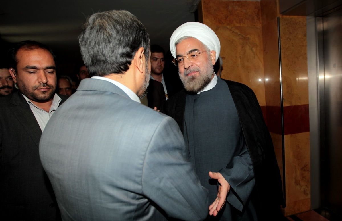  احمدی نژاد در نقش ضربه گیر روحانی