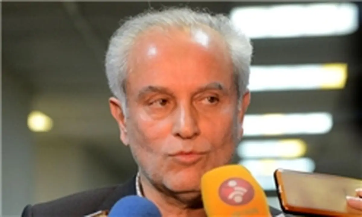 سجادی: بازنشستهها و دوتابعیتیها حق فعالیت ندارند