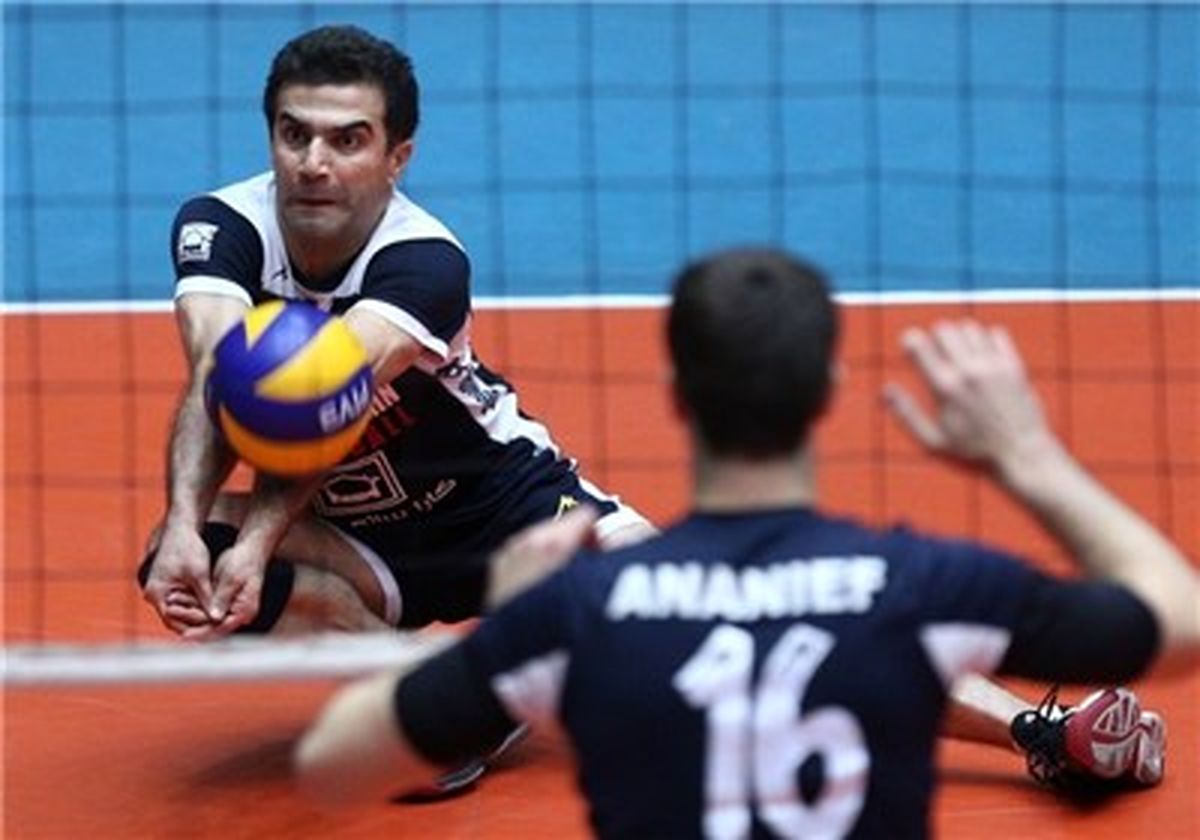 فدراسیون باید کاری کند اوضاع مالی داوران ما بهتر شود