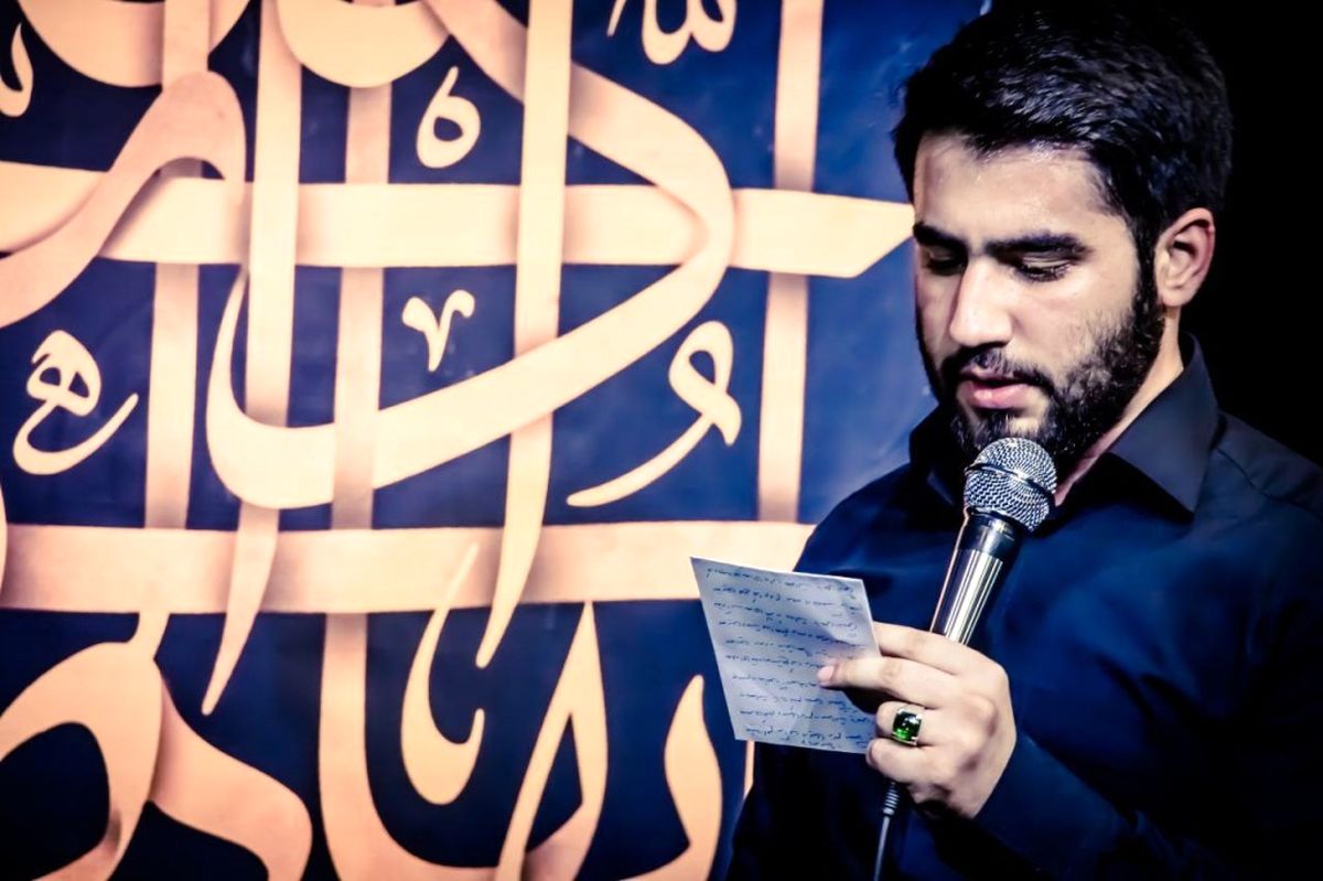مداحی جنجالی و سیاسی در مراسم عزای حسینی+فیلم