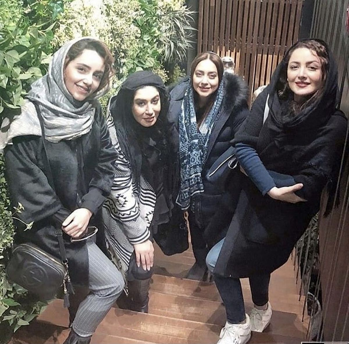 رستورا گردی های خانم های بازیگر قبل از کرونا + عکس