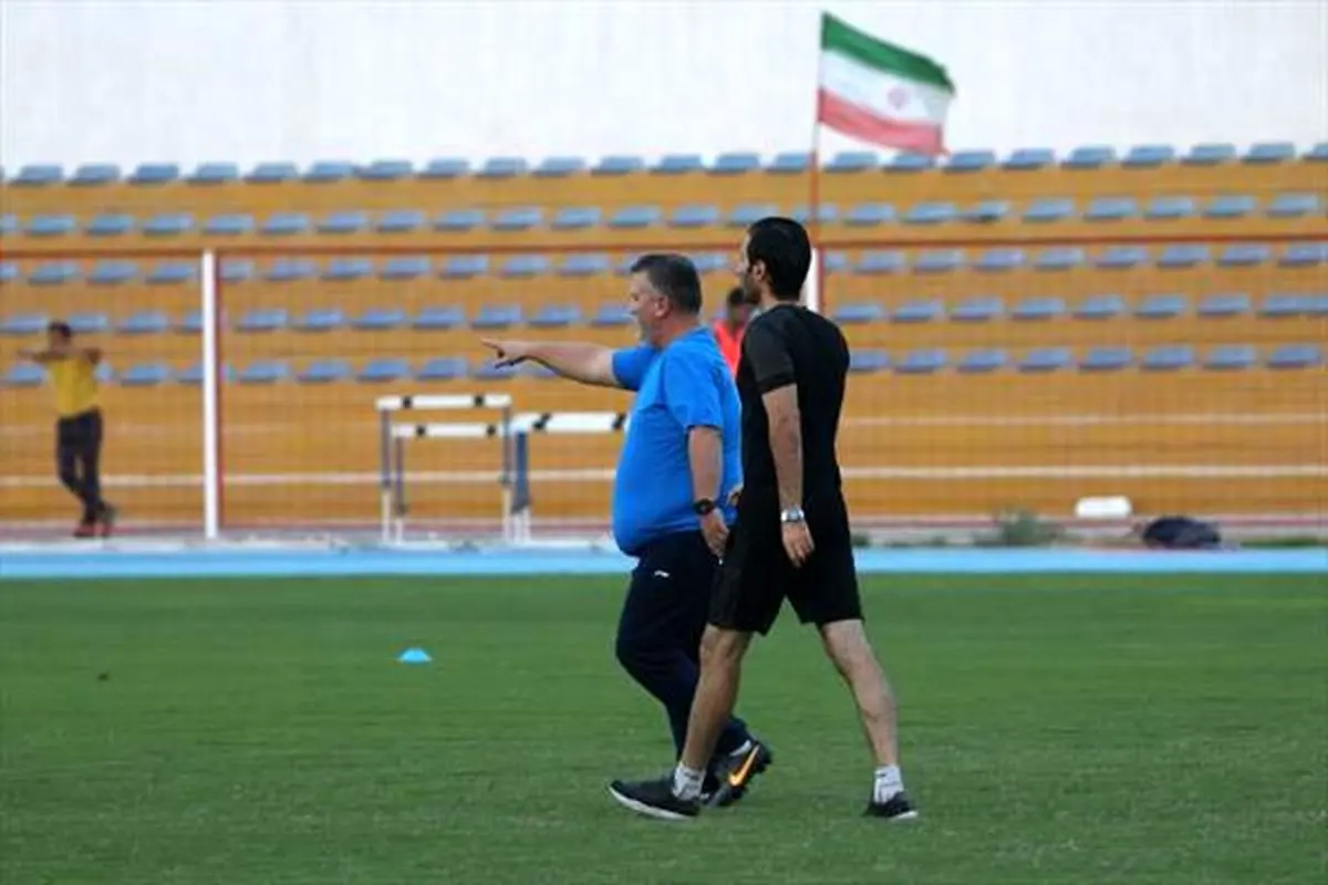 فریاد ساناک بر سر بازیکنان بی‌دقت استقلال