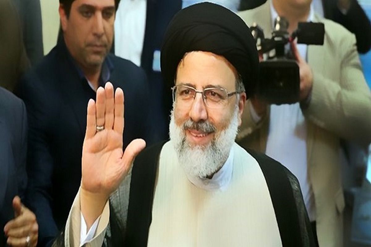 آیت‌الله رئیسی برای انتخابات ریاست جمهوری ۱۴۰۰ ثبت نام کرد+ فیلم
