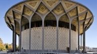 هنرمندان و خبرنگارانی که پشت درب سالن‎‌های نمایش ماندند