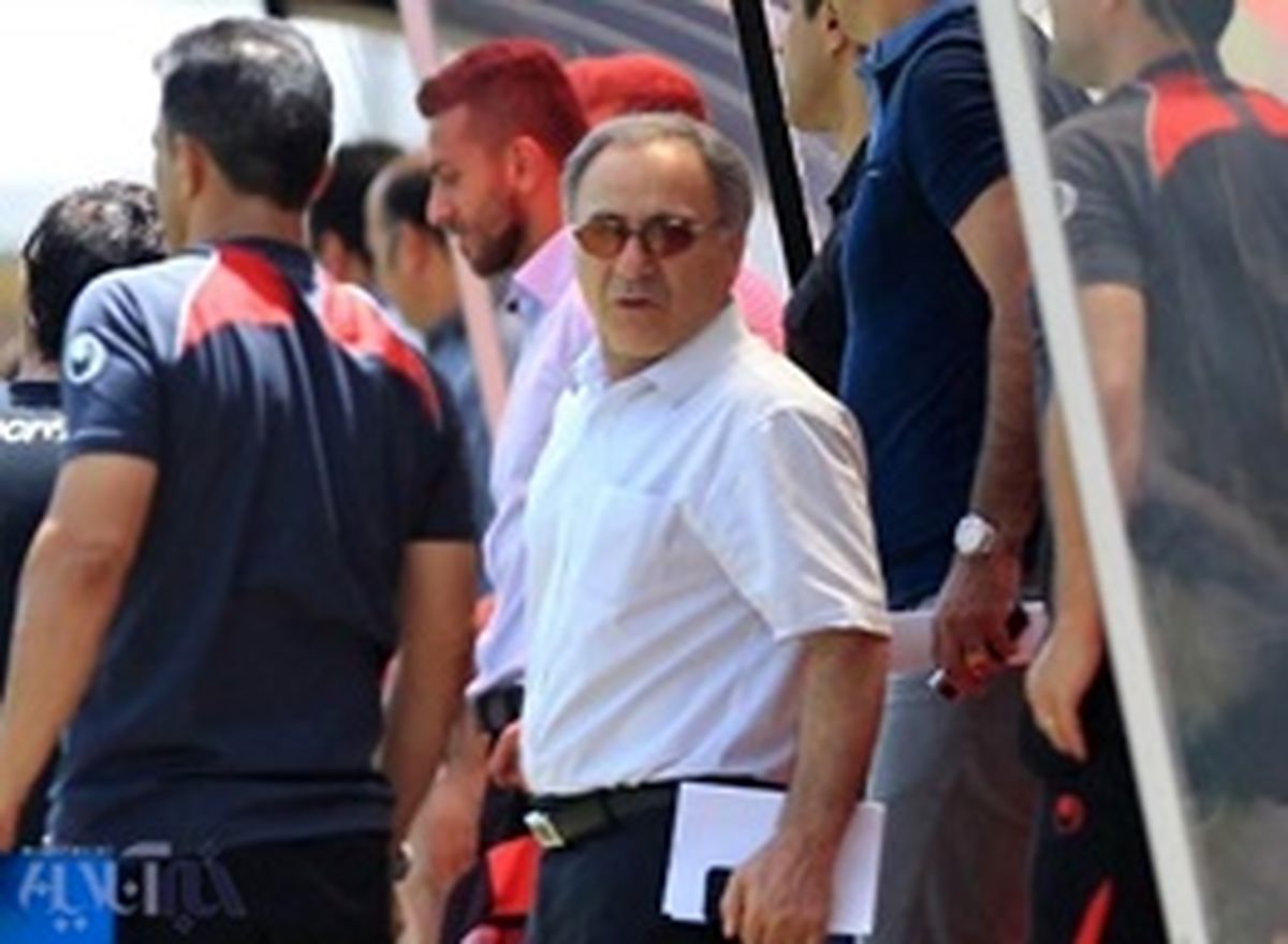رحیمی در صدمین روز حضور در پرسپولیس: به منتقدان بگویید عمراً استعفا نمی‌دهم