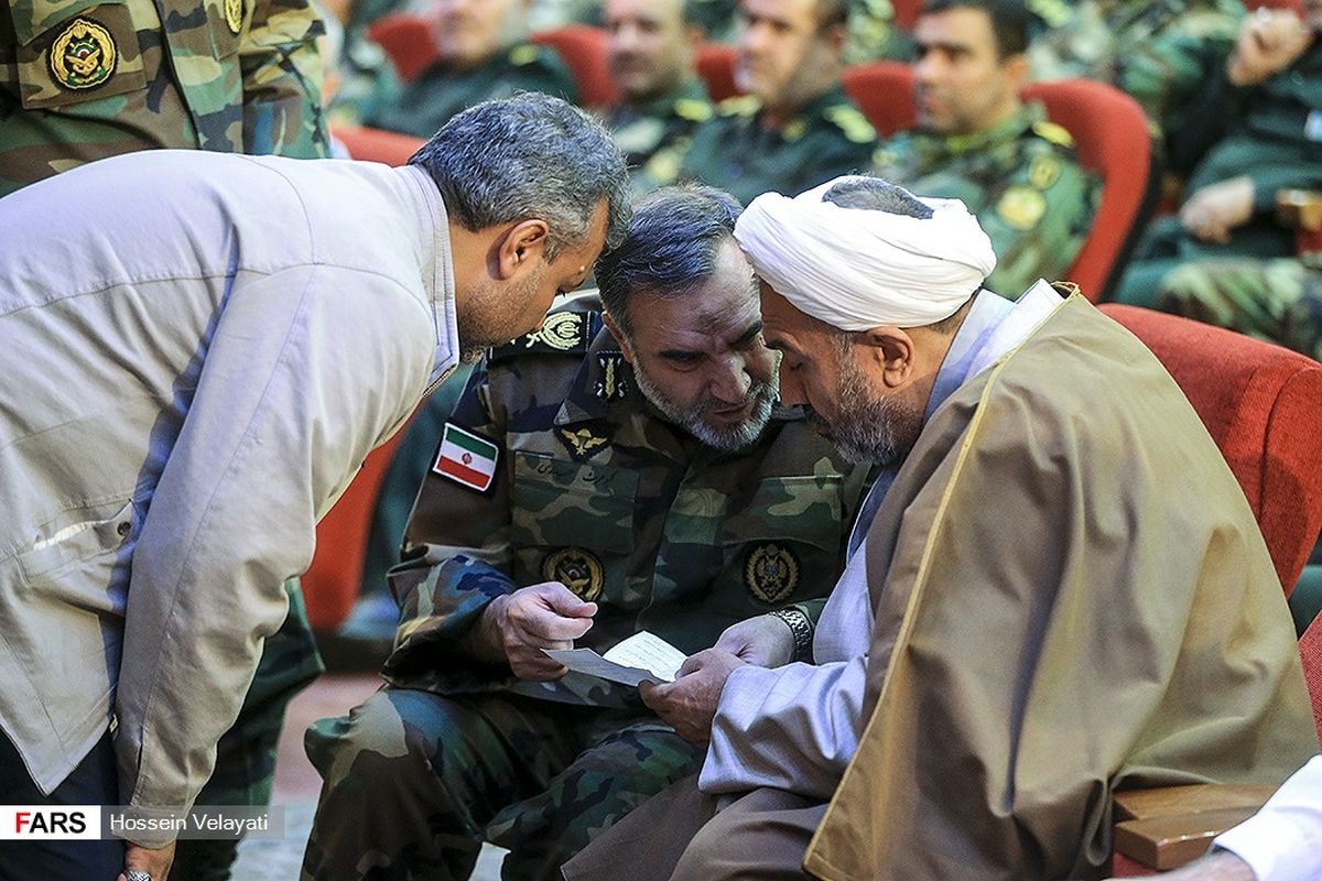 همایش همدلی و اتحاد ارتش و سپاه