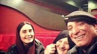 خوشحالی امیر جعفری و مادرش در سینما+عکس