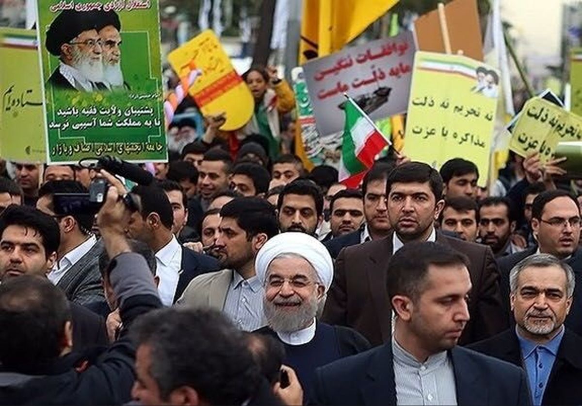 تقدیر روحانی از سپاه در سالروز پیروزی انقلاب