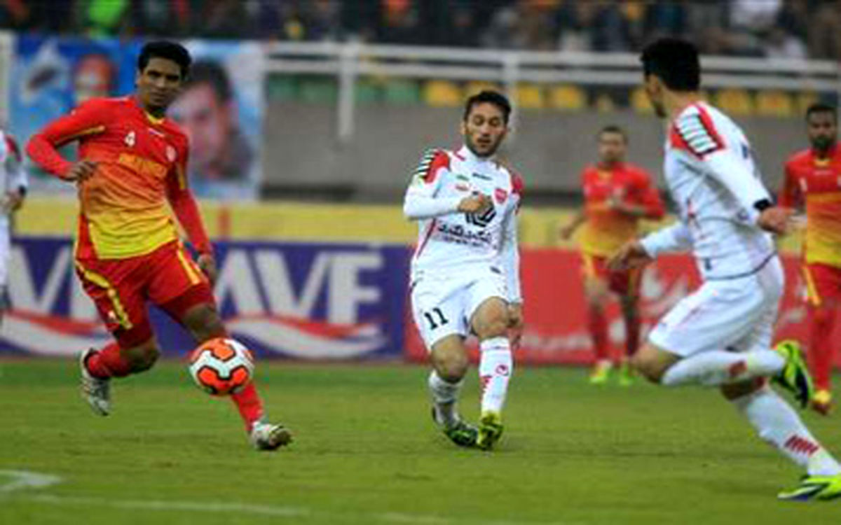 به اتوبوس پرسپولیس حمله شد!
