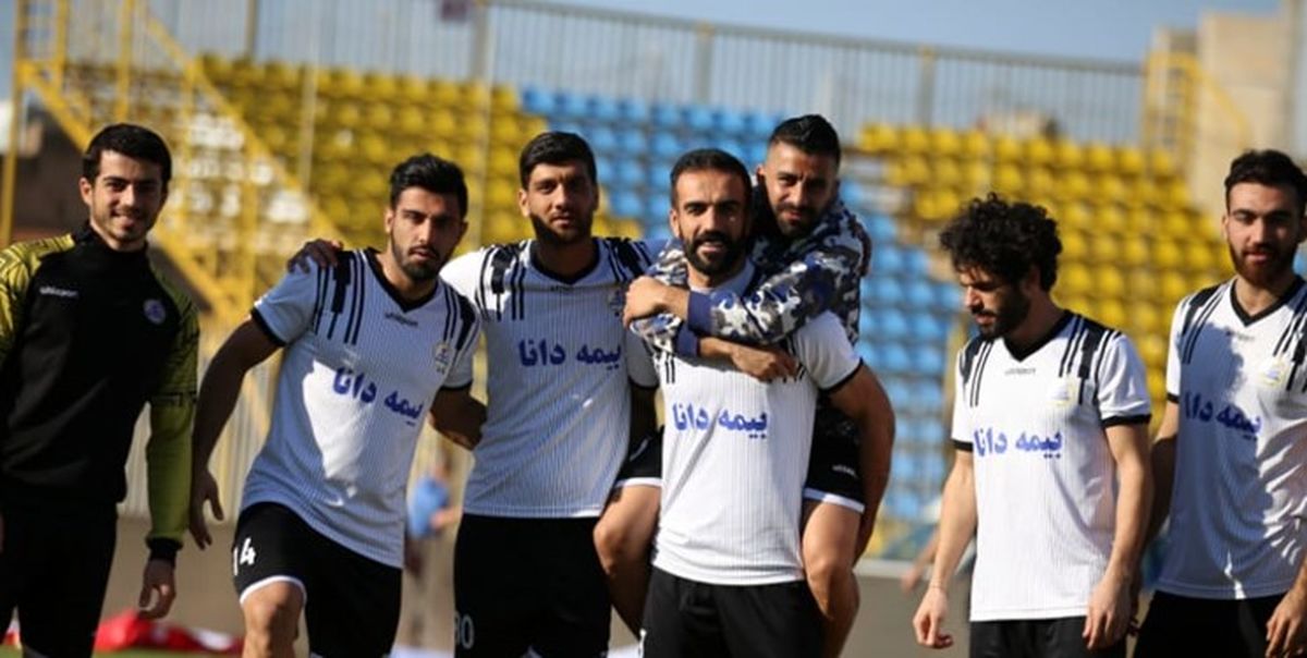 قبول دارم پاداش یک میلیونی ناچیز است