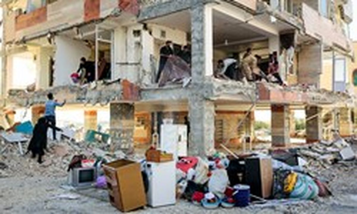 زوج اهل خمین وام ازدواج خود را به زلزله‌زدگان اختصاص دادند