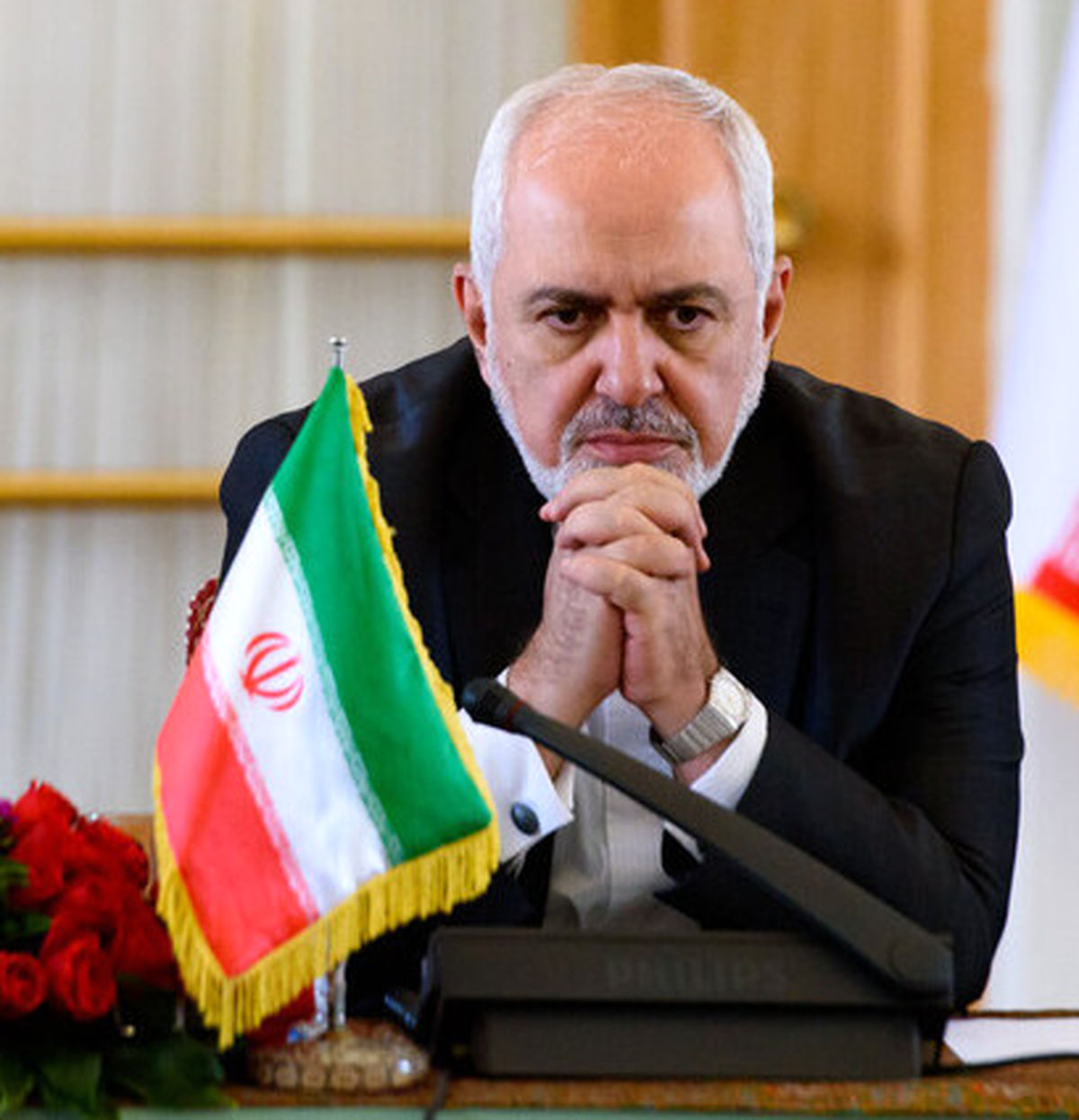 مطهرنیا: ظریف میان رادیکالیسم داخلی و خارجی گرفتار شده است/ نامه به بورل اقدامی پیش‌دستانه بود