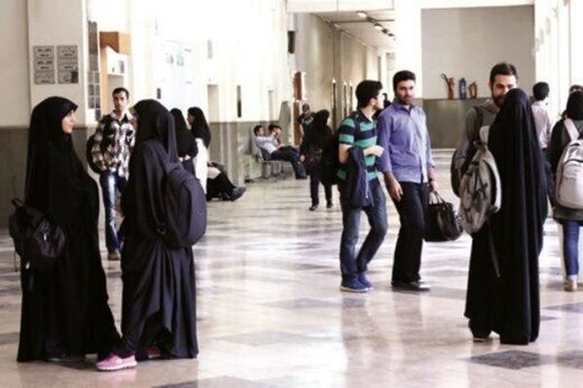 لپ‌تاپ و تلفن همراه دانشجویان بیمه می شود