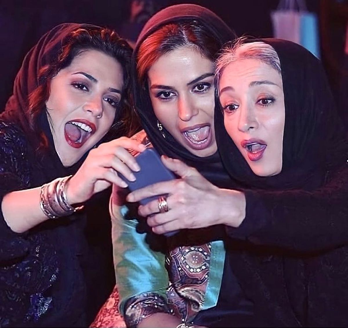 کارهای عجیب و غریب خانم های بازیگر قبل از کرونا + عکس