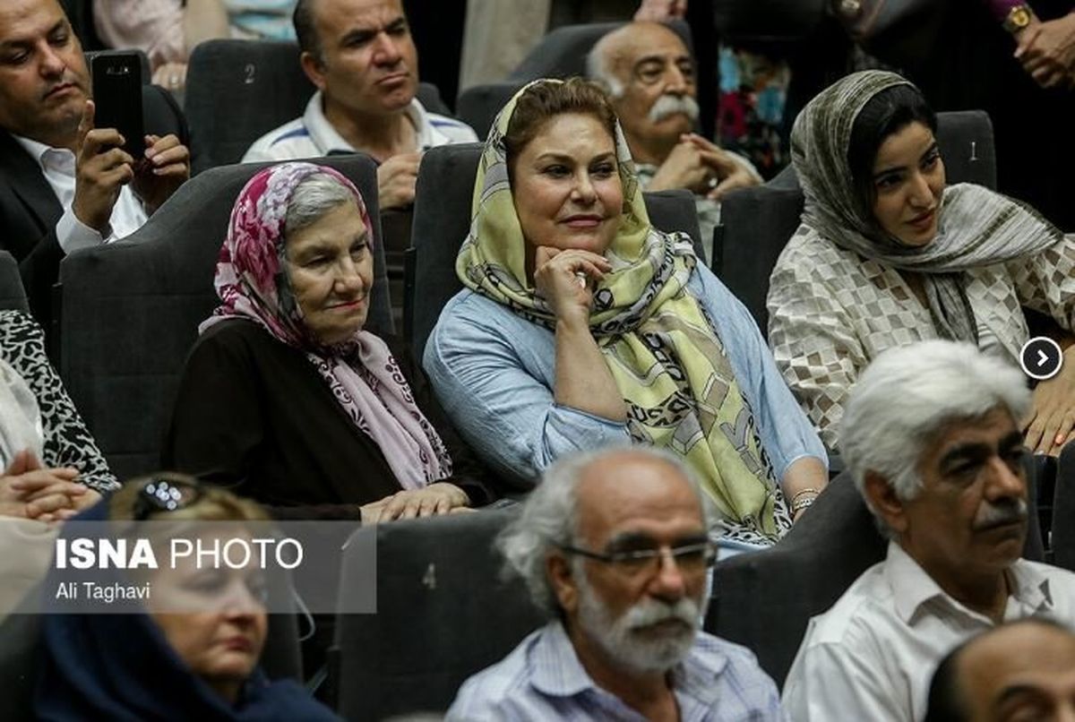 حضور مهین سریال همسران در مراسم بزرگداشت شوهرش!