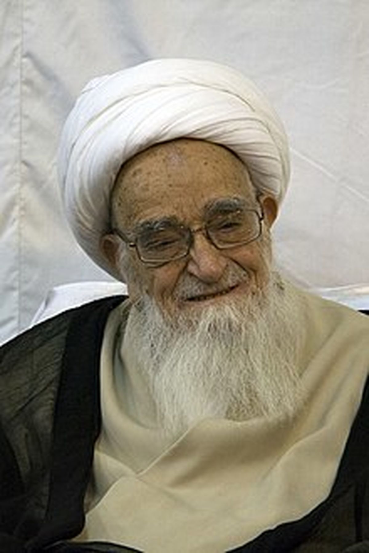 آیت الله صافی گلپایگانی در بیمارستان بستری شد