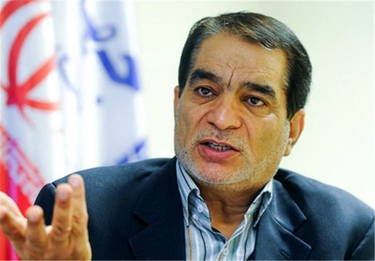 کوهکن:داوطلب ریاست جمهوری باید حداقل یک بار قانون اساسی را خوانده باشد