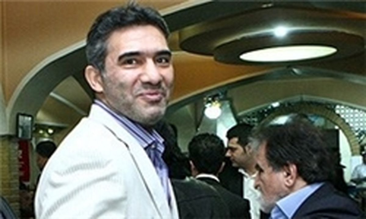 خسته نباشید عابدزاده به رحمان احمدی