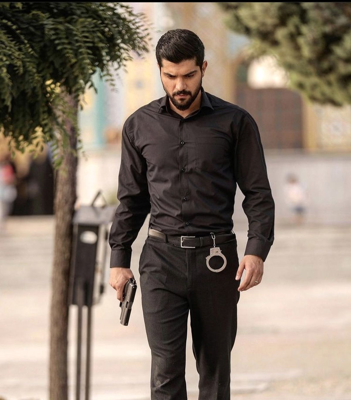 سینا مهراد در آقازاده + عکس