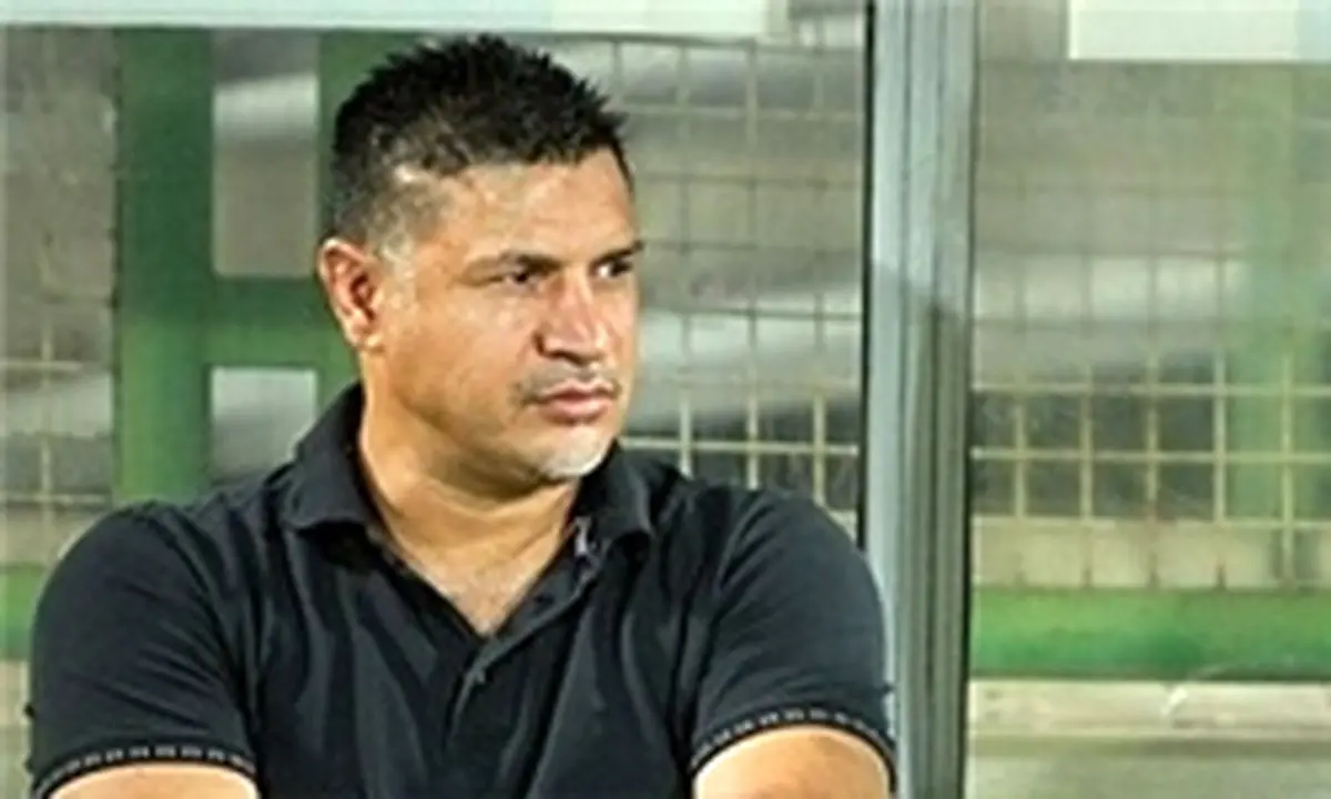 سرمربی مس استاد همه ماست