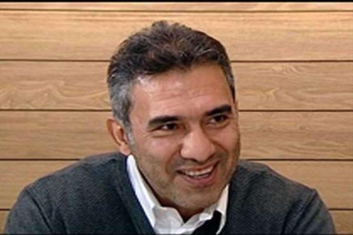 با اطمینان گفتم پرسپولیس قهرمان می‌شود