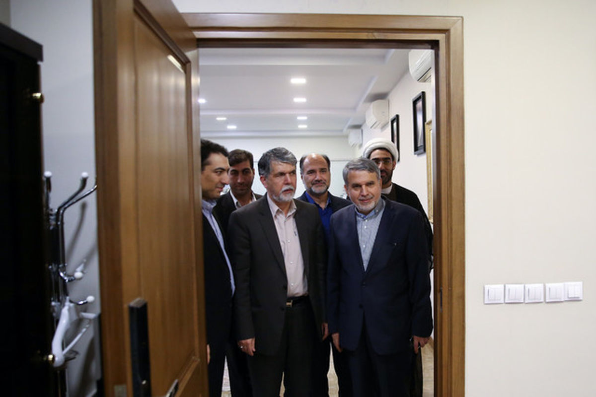 صالحی امیری به دفتر کارش رفت 