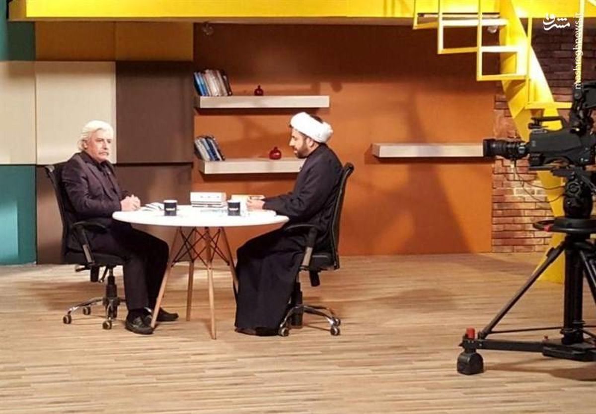 چشم‌ تو از پشت تلویزیون هم قلب آدم را از جا درمی‌آورد