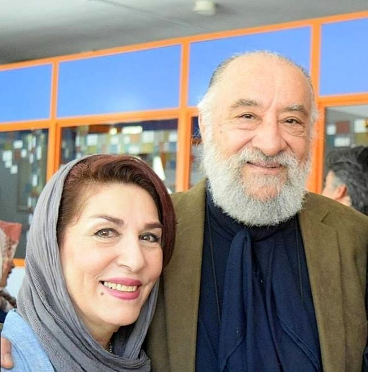 عکس عاشقانه حشمت فردوس و همسرش