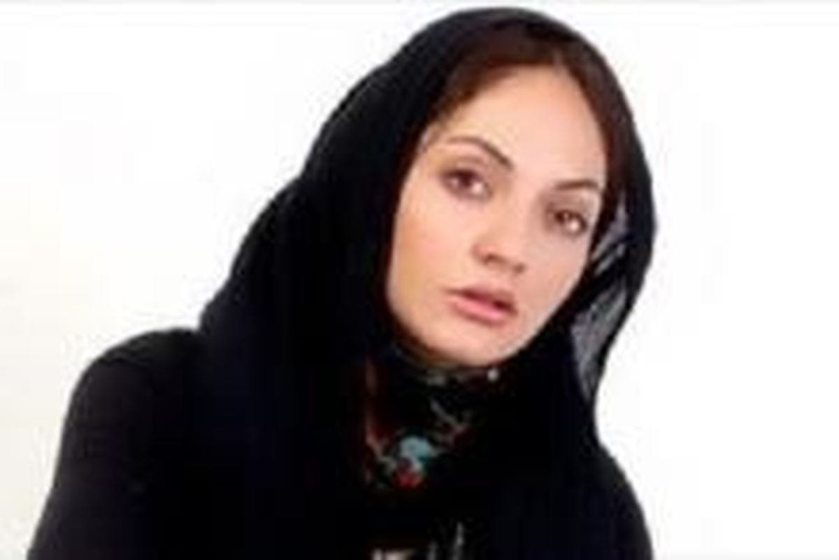 
بازیگر زن معروف سینما در حال تمرین بوکس! +عکس
