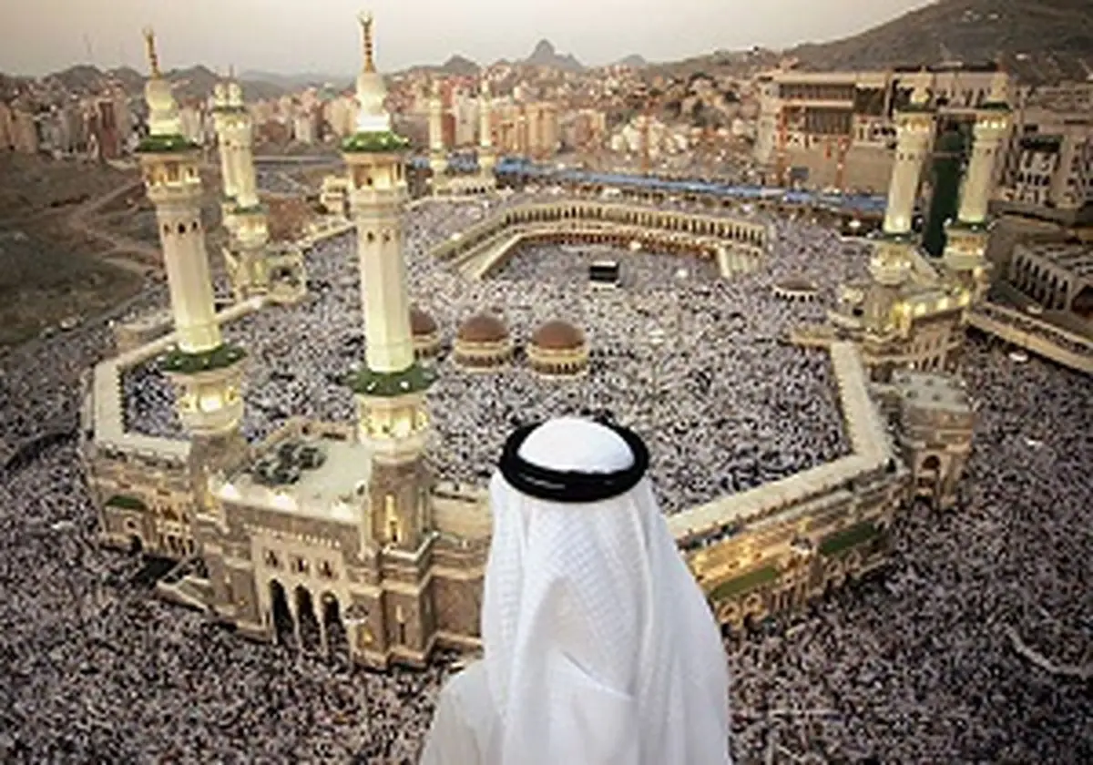 درآمد عربستان از حج نصف شد 