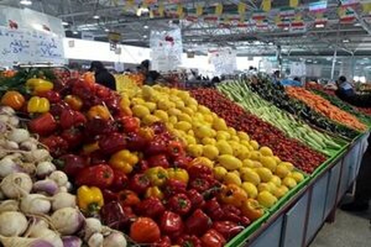 نرخ میوه در بازار چند ؟