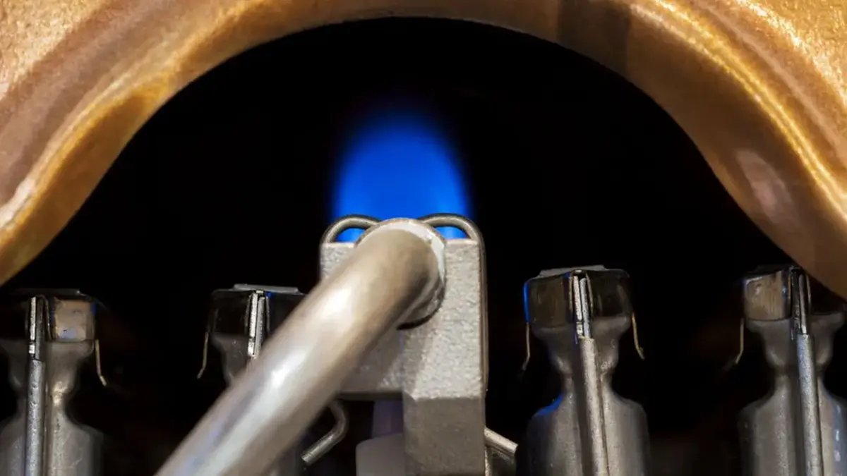 علت خاموش شدن شمعک بخاری گازی و راه حل روشن نماندن آن