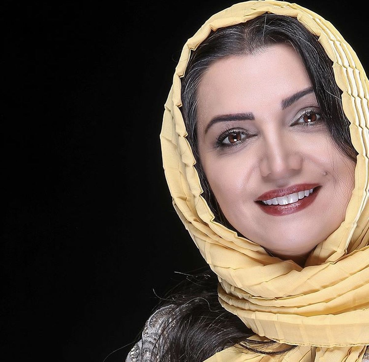 ظاهر ساده طور الهام پاوه نژاد + عکس