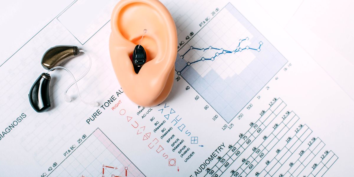 قیمت سمعک در سال ۱۴۰۴ چه تغییری می کند؟