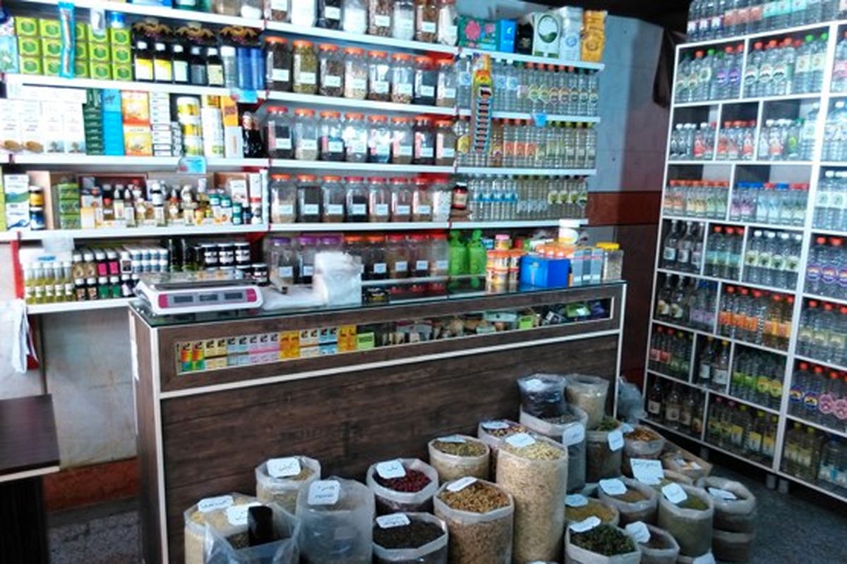 پلمب چند عطاری به دلیل فروش الکل طعم‌دار 