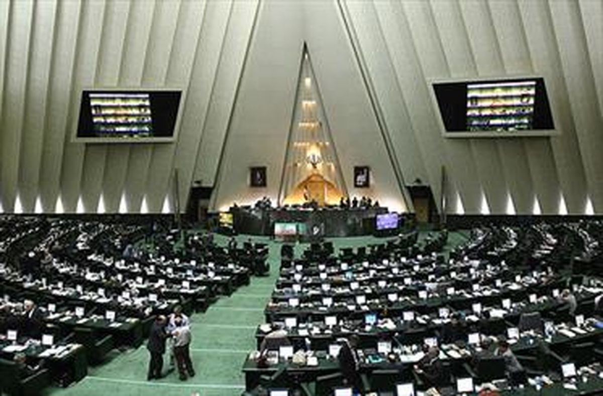 هیات پارلمانی ایران عازم ژنو شد