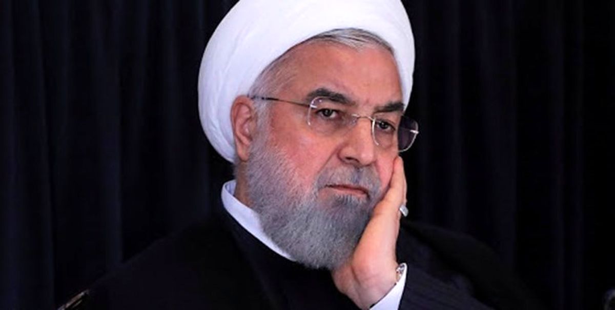 نامه هفتاد و دو کارشناس اقتصادی به روحانی؛ سهام خودروسازان را به جای شرکت‌های زیرمجموعه به مردم واگذار کنید
