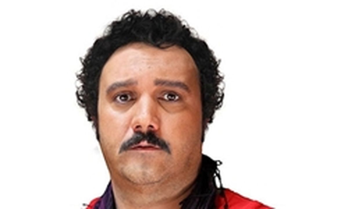 کامبیز دیرباز و ستاره اسکندری بازیگران «لبخند رخساره» شدند