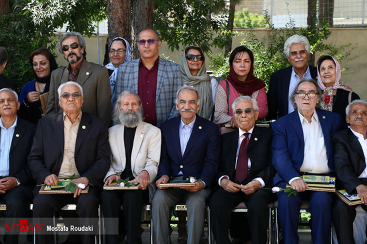 تجلیل از هنرمندان پیشکسوت متولد شهریور