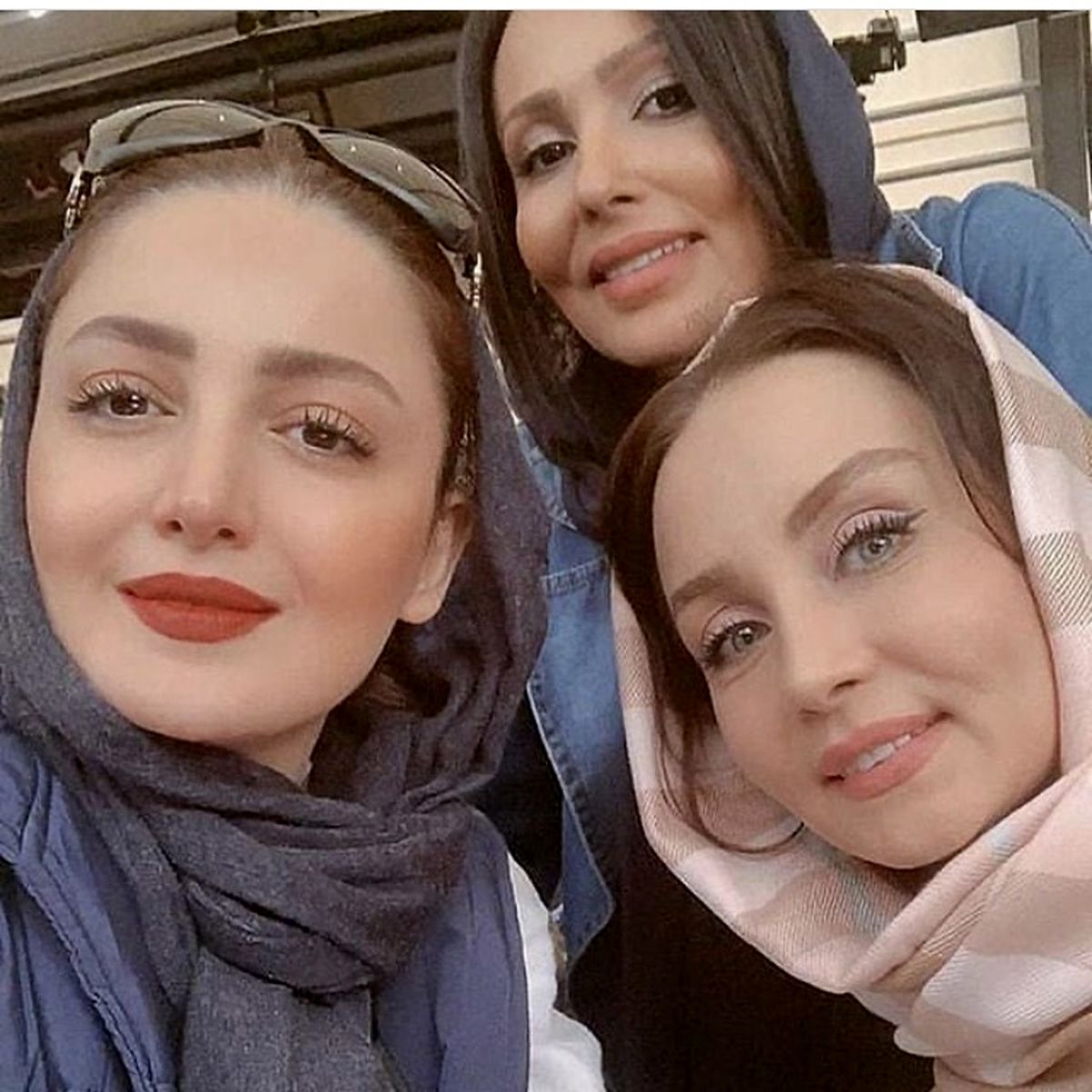 سلفی دوستانه خانم های بازیگر + عکس
