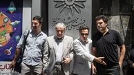 تجمع اعتراضی عوامل یک فیلم مقابل شهراری+عکس