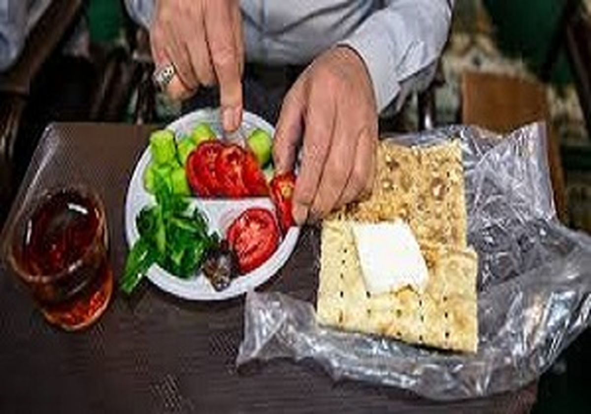 دورهمی زیبای یک محله با افطاری ساده + فیلم