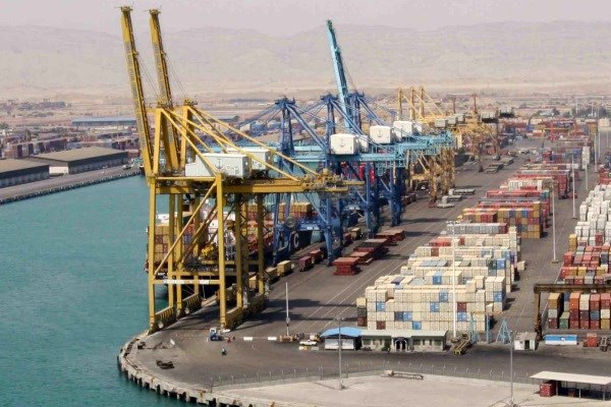 رشد 29 درصدی عملیات تخلیه و بارگیری در بندر اروندکنار