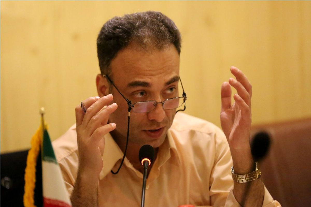 منظومه «فرهاد و شیرین» برای نوجوانان بازنویسی می‌شود