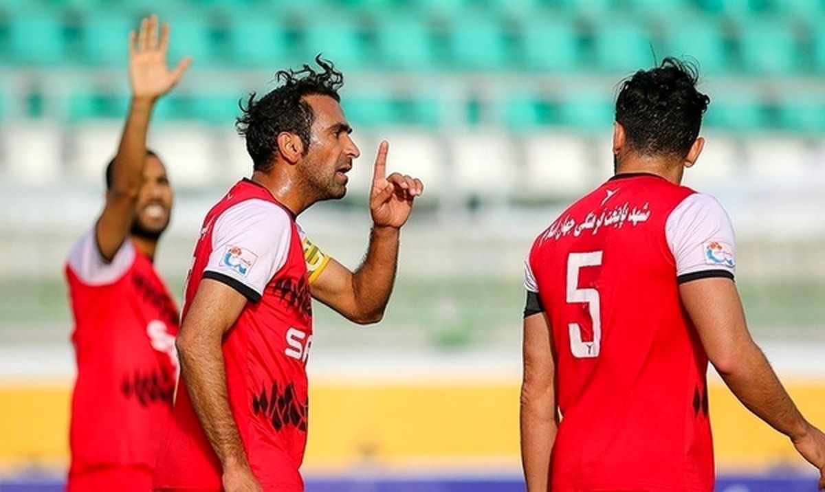 ناصحی: ما خودمان هم از پنالتی چیپ علیپور تعجب کردیم