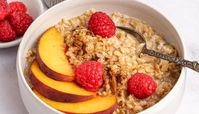 طرز تهیه اوتمیل یه صبحونه رژیمی خوشمزه و مقوی بدون نیاز به پخت