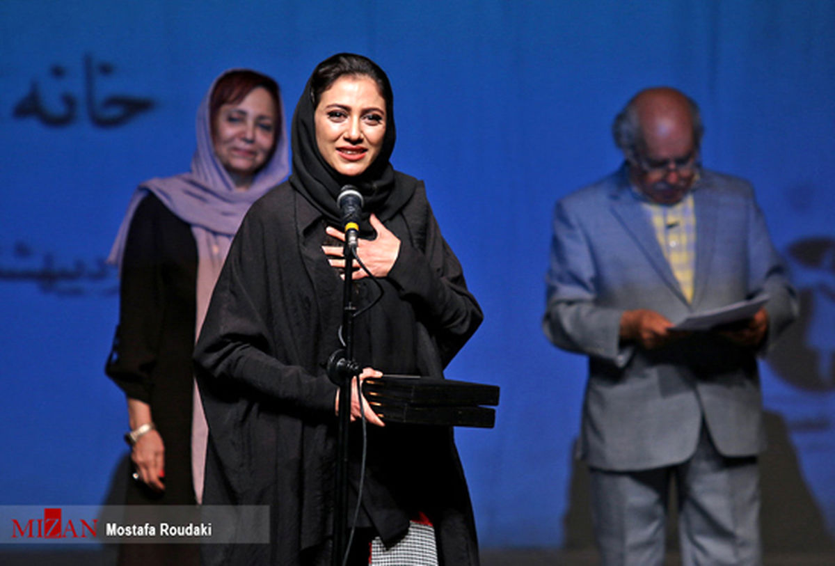 ستاره‌ها در جشن بازیگر خانه تئاتر